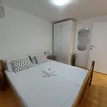 Luka Apartment *