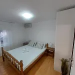Luka Apartment