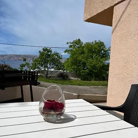 Apartment Luka Klenovica